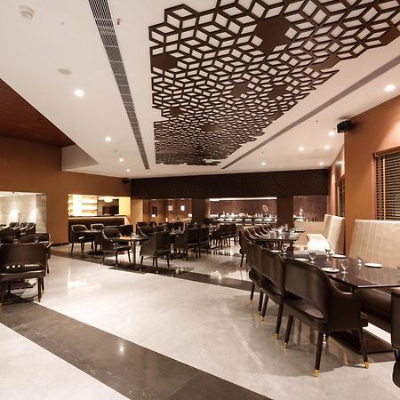 Pharos Hotels Chennai Luaran gambar